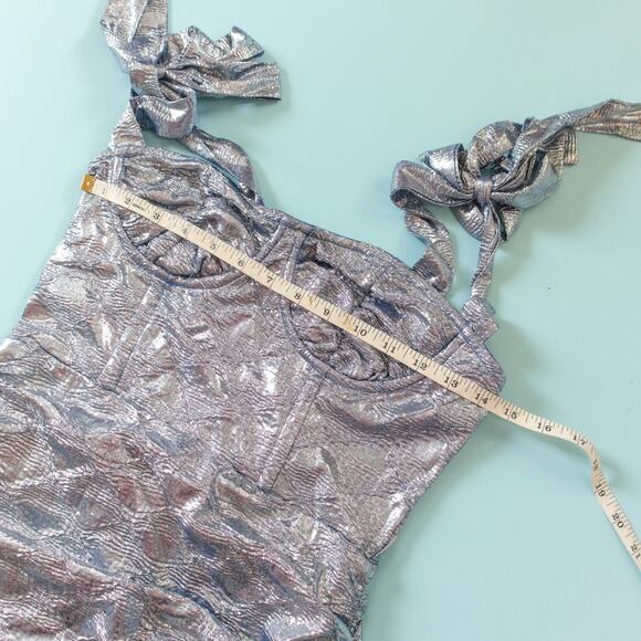 Lioness Senorita Metallic Silver Blue Ruched Underwire Cup Mini Dress Size Small - Picture 6 of 9